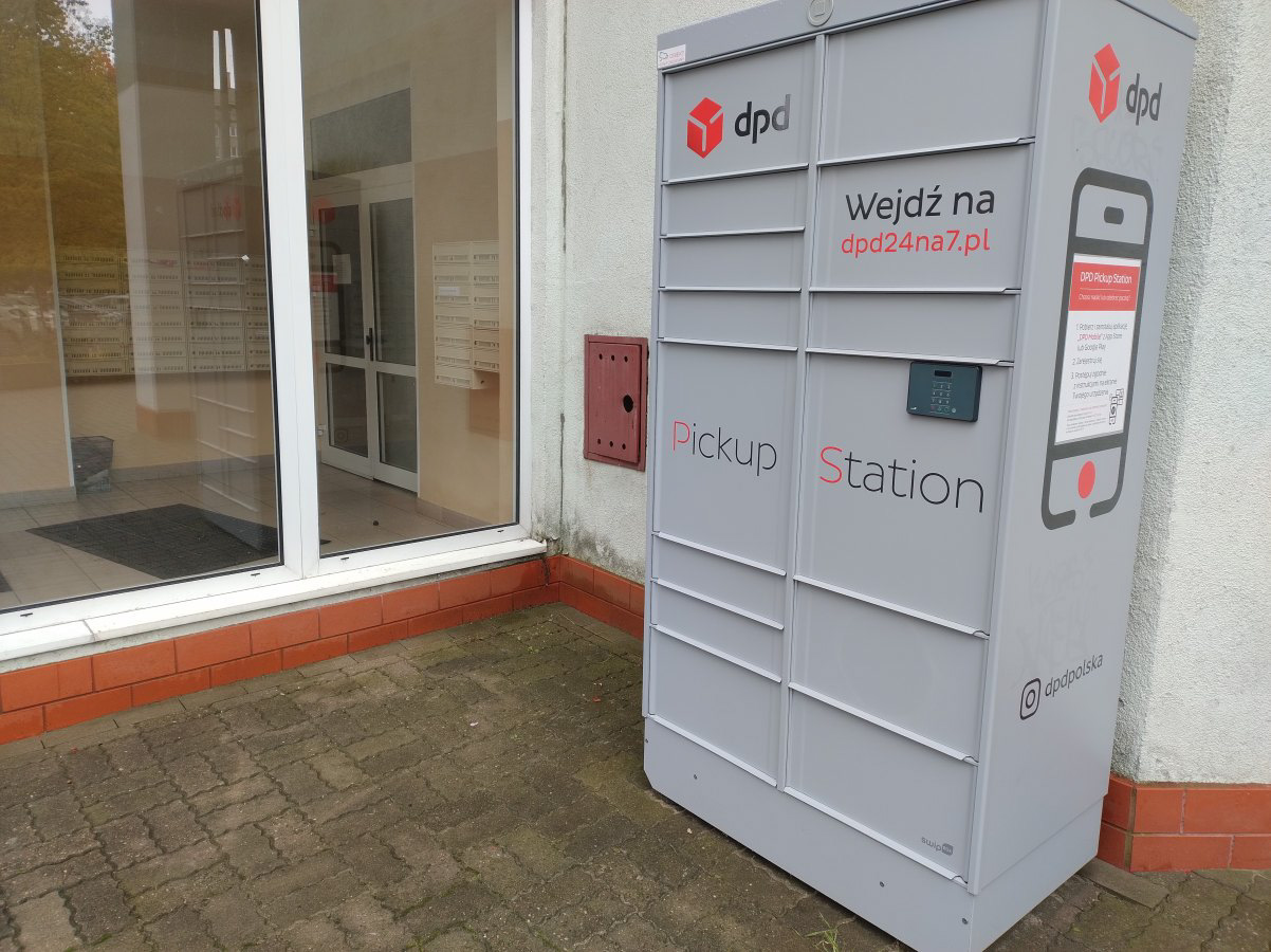 Automat paczkowy PL84206 - Lanciego 11, Warszawa - DPD Polska
